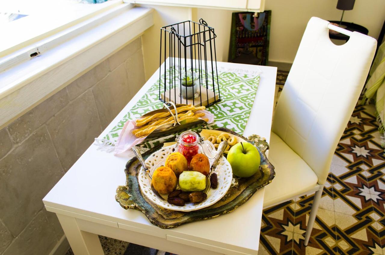 Ingrosso House Bed & Breakfast Lecce Bagian luar foto