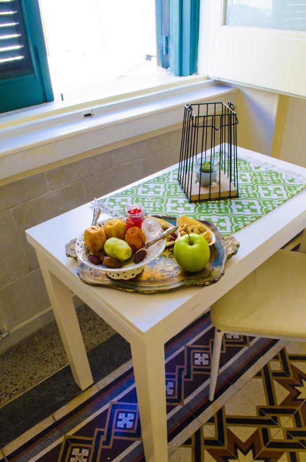 Ingrosso House Bed & Breakfast Lecce Bagian luar foto