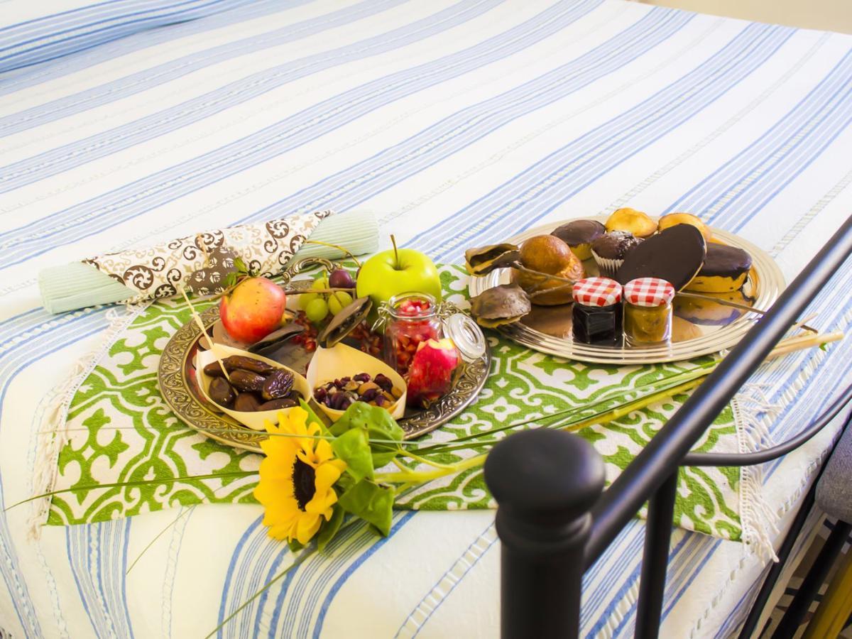 Ingrosso House Bed & Breakfast Lecce Bagian luar foto